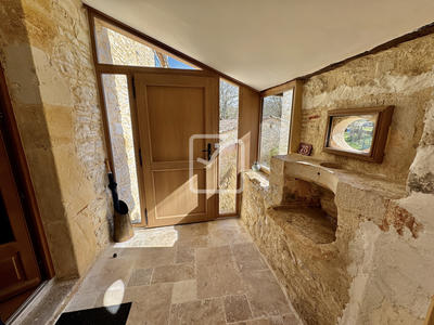 Maison - 255 m² - 9 pièces