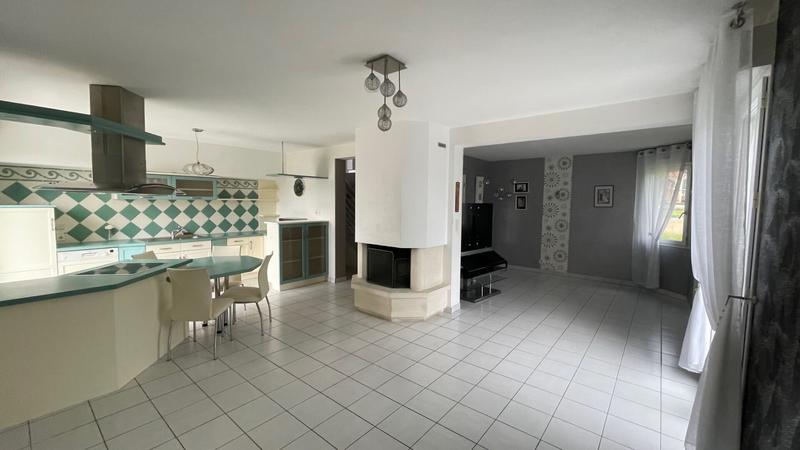 Maison - 100 m² - 5 pièces