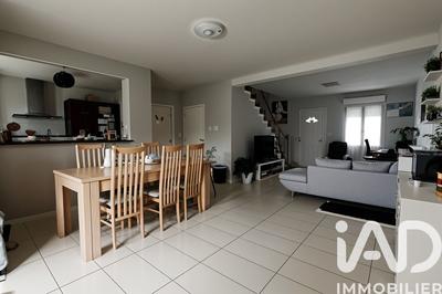 Maison - 91 m² - 4 pièces