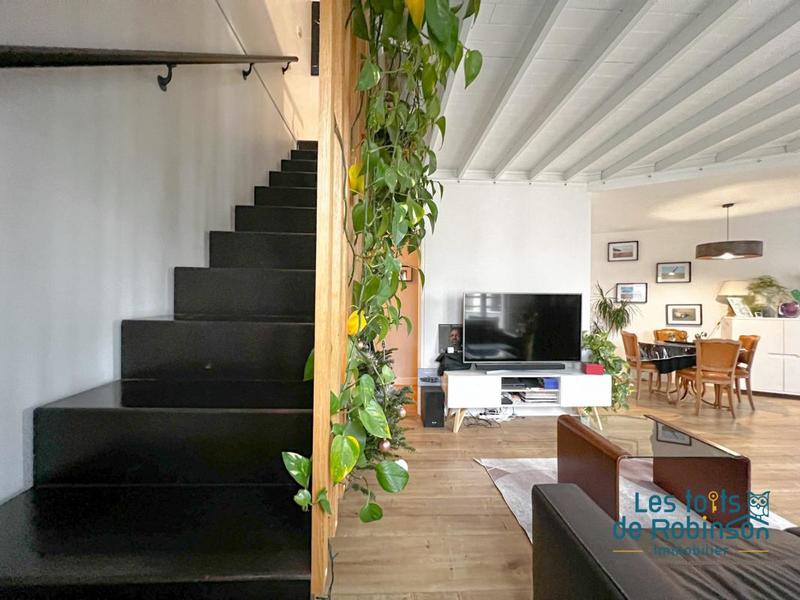 Appartement - 91 m² - 5 pièces