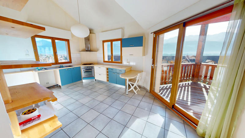 Maison - 150 m² - 4 pièces