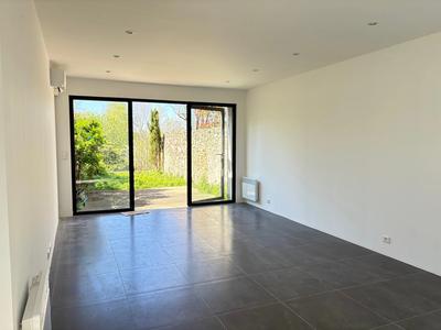 Maison - 95 m² - 3 pièces