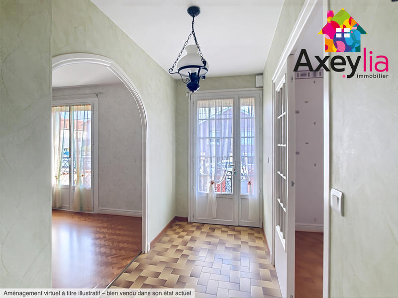 Maison - 99 m² - 5 pièces