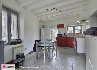 Maison - 105 m² - 5 pièces