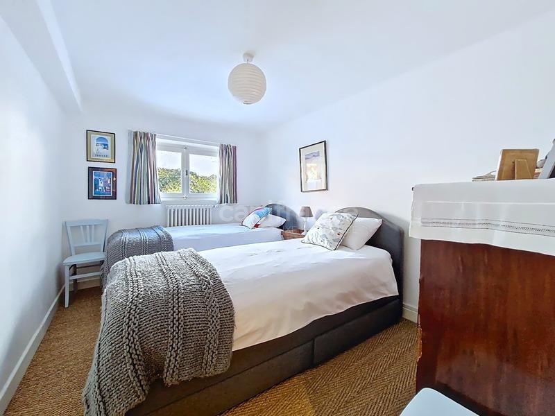 Châlet - 172 m² - 9 pièces