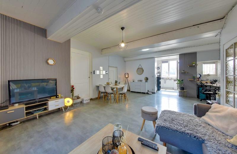 Maison - 110 m² - 5 pièces