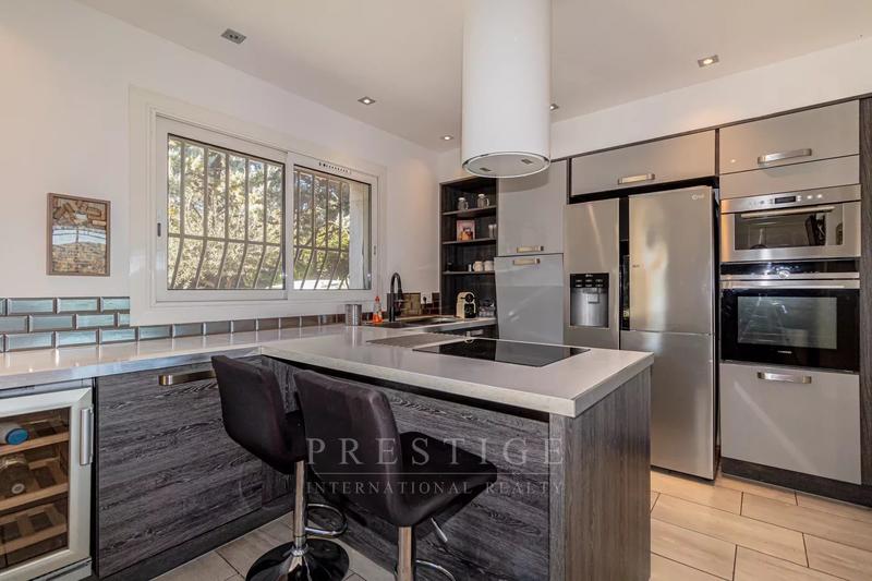 Villa - 192 m² - 7 pièces