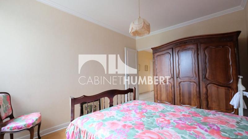 Appartement - 144 m² - 6 pièces