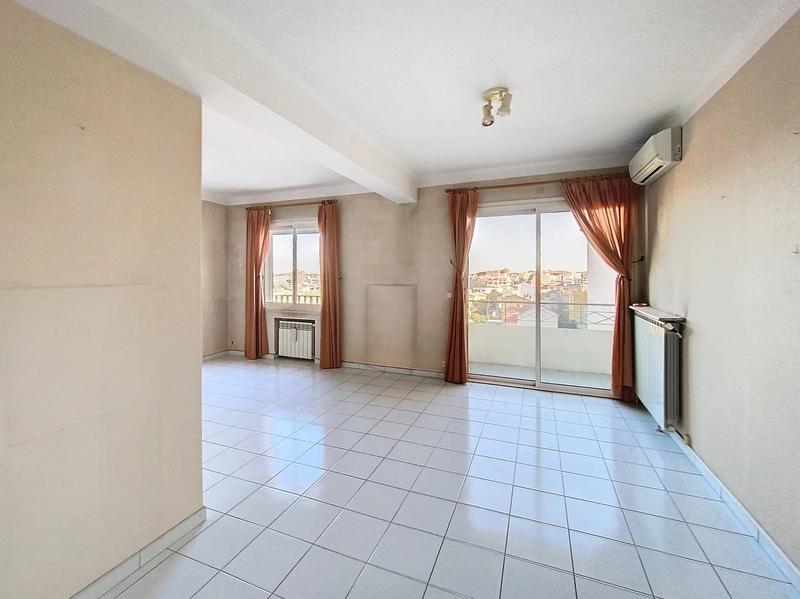 Appartement - 83 m² - 3 pièces