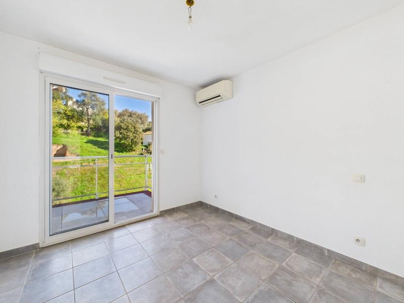 Appartement - 111 m² - 4 pièces