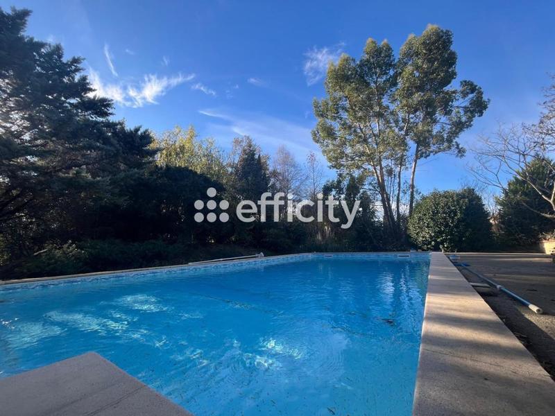 Maison - 163 m² - 6 pièces