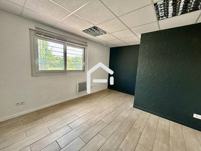 Local d'activités - 45 m²