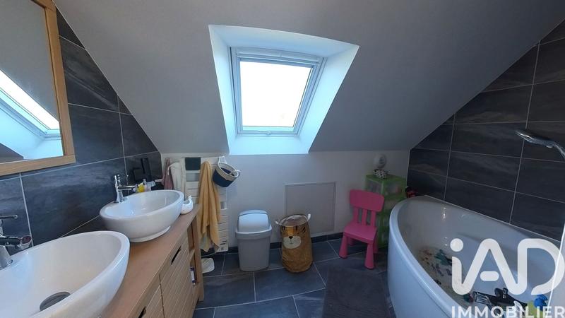 Maison - 126 m² - 6 pièces