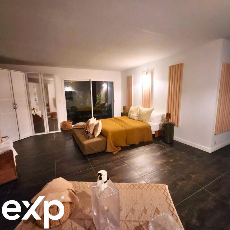 Maison ancienne - 214 m² - 3 pièces