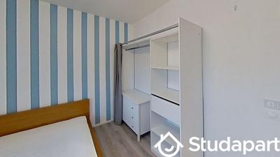 Chambre - 118 m² - 1 pièce