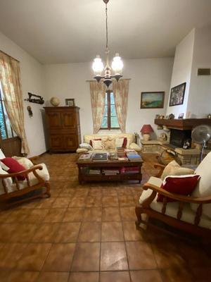 Maison - 208 m² - 6 pièces