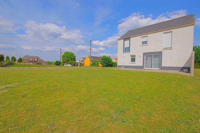 Maison - 141 m² - 6 pièces