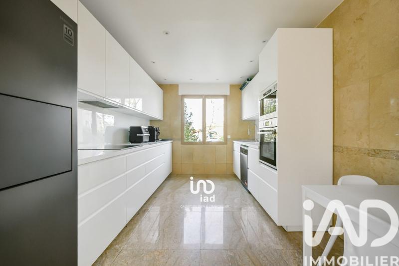 Maison - 192 m² - 6 pièces