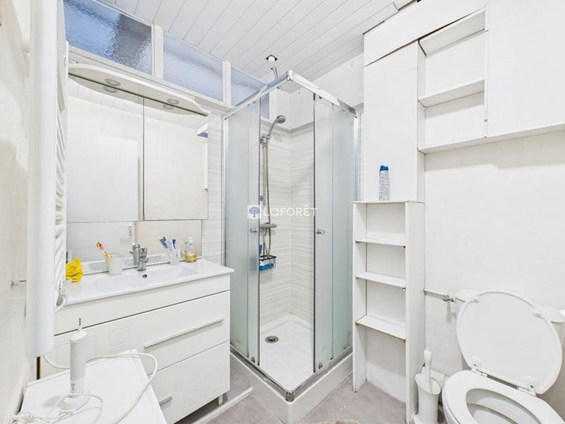 Immeuble - 128 m² - 7 pièces