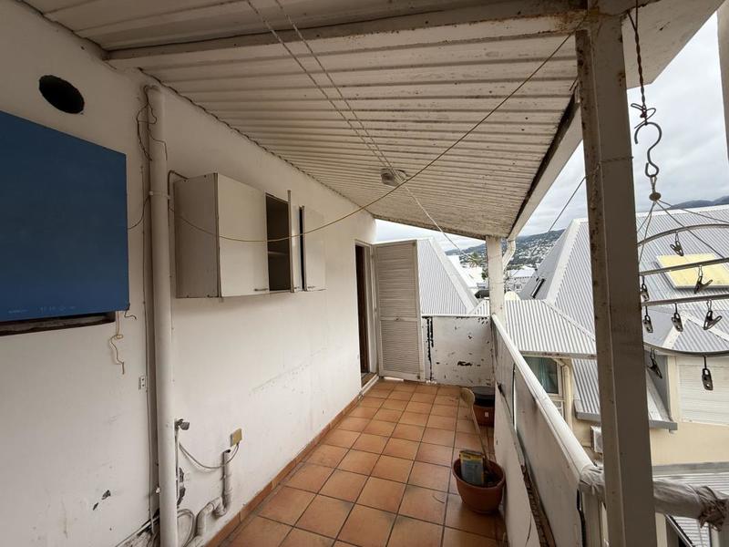Appartement - 100 m² - 4 pièces