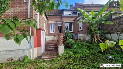 Maison - 140 m² - 9 pièces