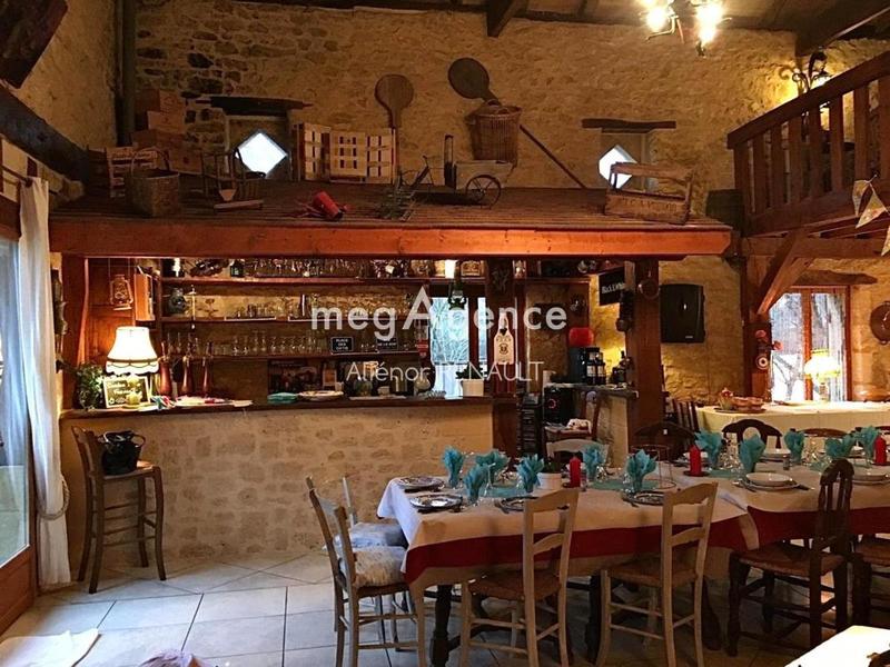 Maison de campagne - 360 m² - 13 pièces