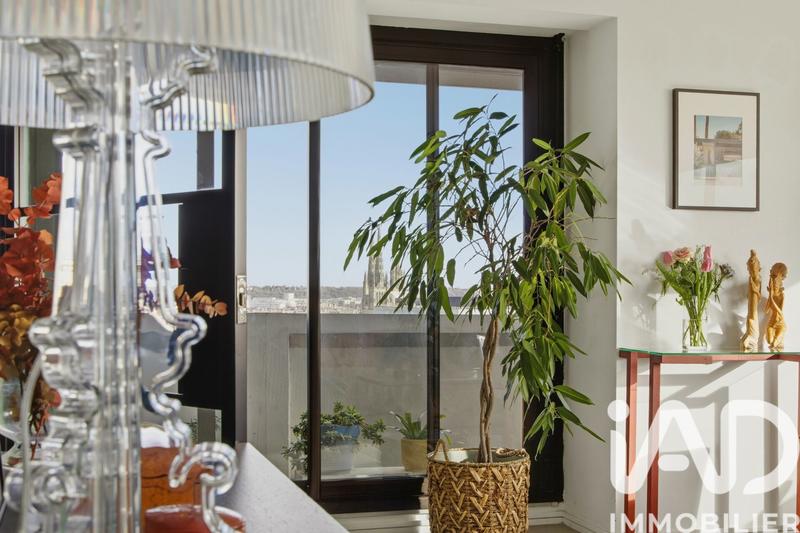 Appartement - 104 m² - 4 pièces