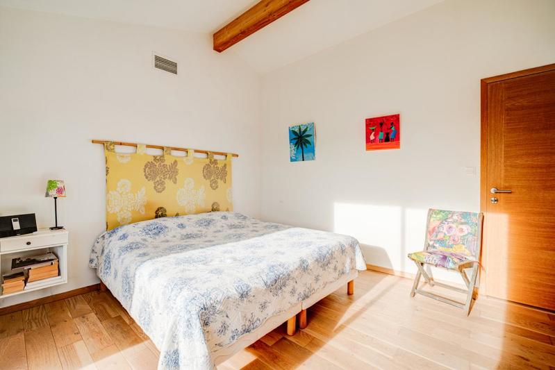 Maison - 212 m² - 7 pièces