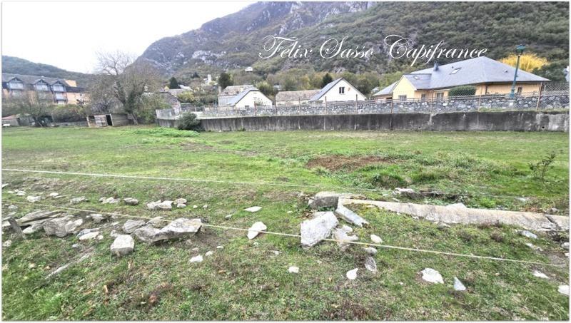 Terrain constructible - 900 m²