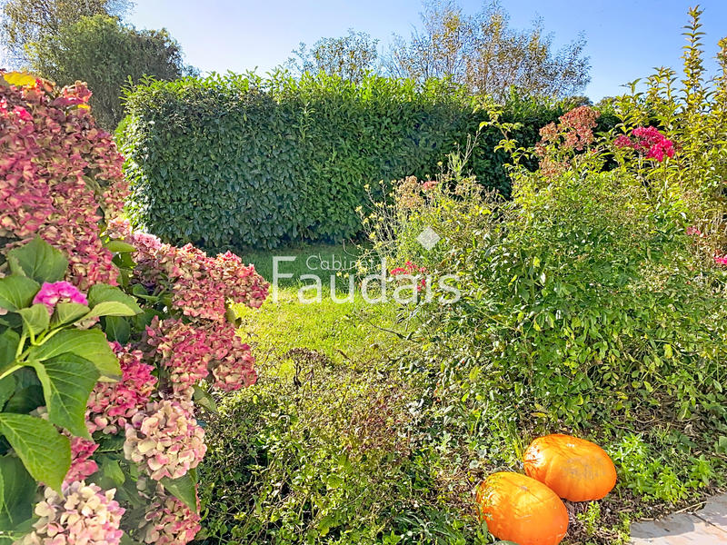 Maison - 159 m² - 7 pièces