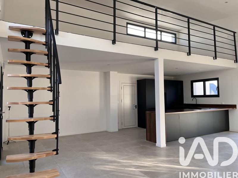 Maison - 185 m² - 6 pièces