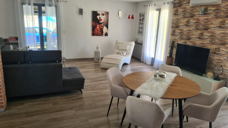 Maison - 99 m² - 4 pièces