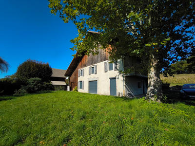 Maison - 200 m² - 7 pièces