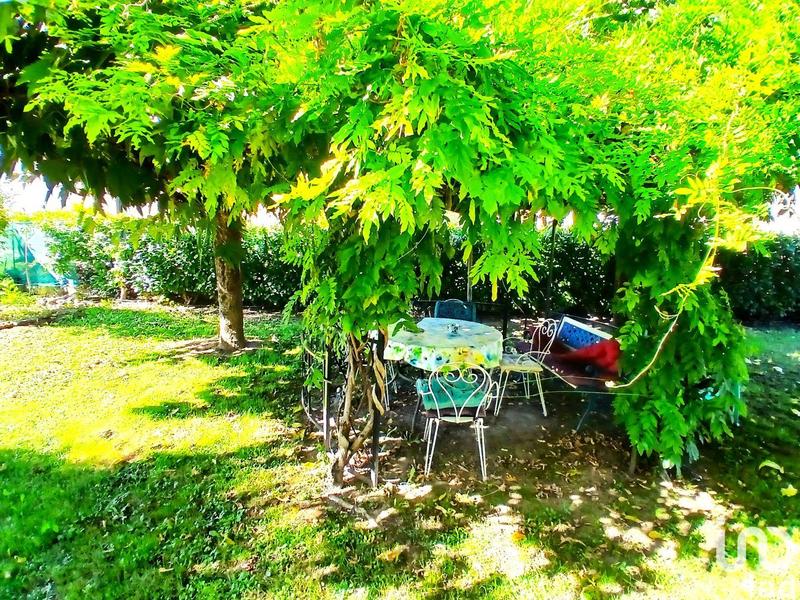 Maison - 240 m² - 6 pièces