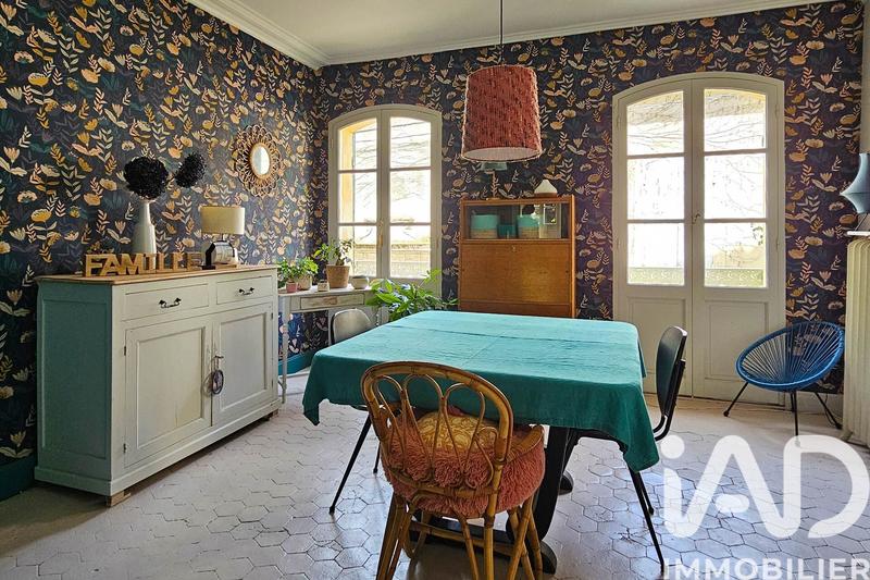 Maison - 430 m² - 15 pièces