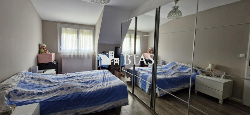 Maison - 98 m² - 4 pièces