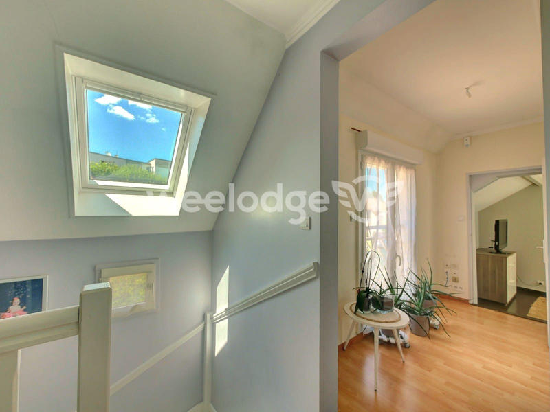 Maison - 110 m² - 6 pièces