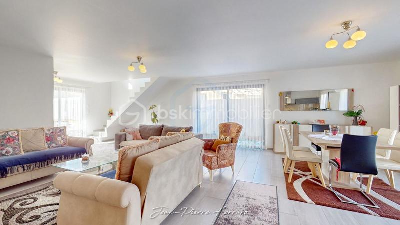 Maison - 137 m² - 4 pièces