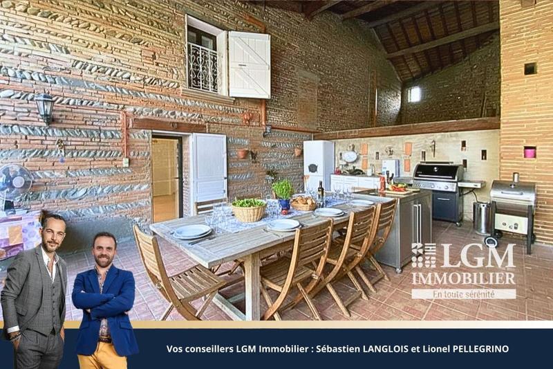 Maison - 240 m² - 7 pièces