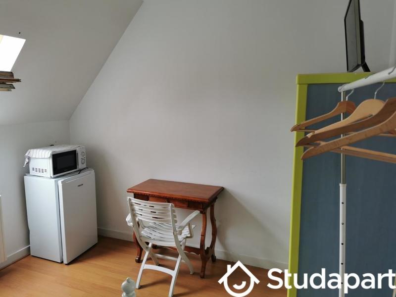 Chambre - 12 m² - 1 pièce