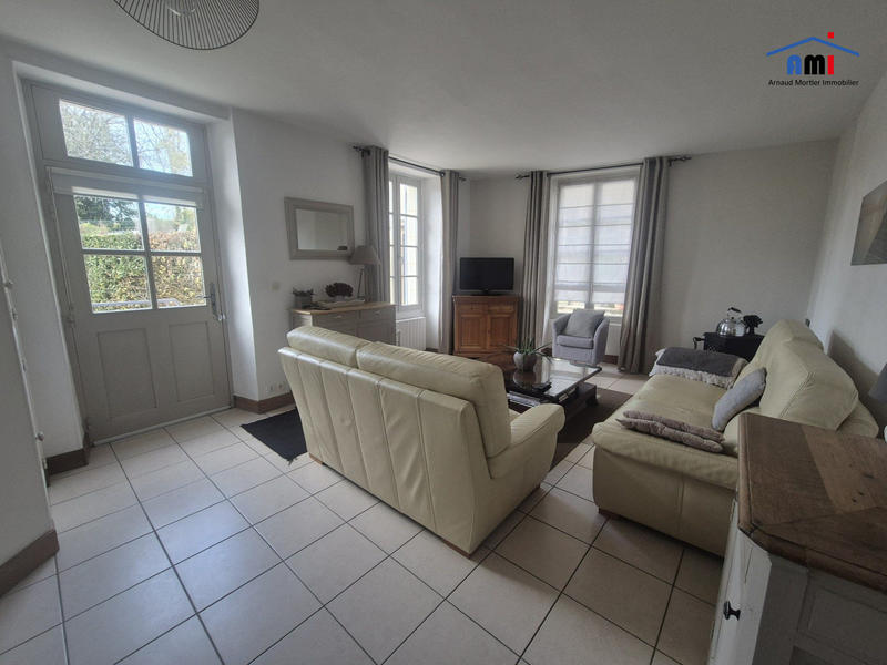 Maison - 140 m² - 7 pièces