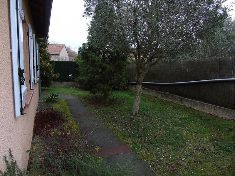 Maison traditionnelle - 90 m² - 4 pièces