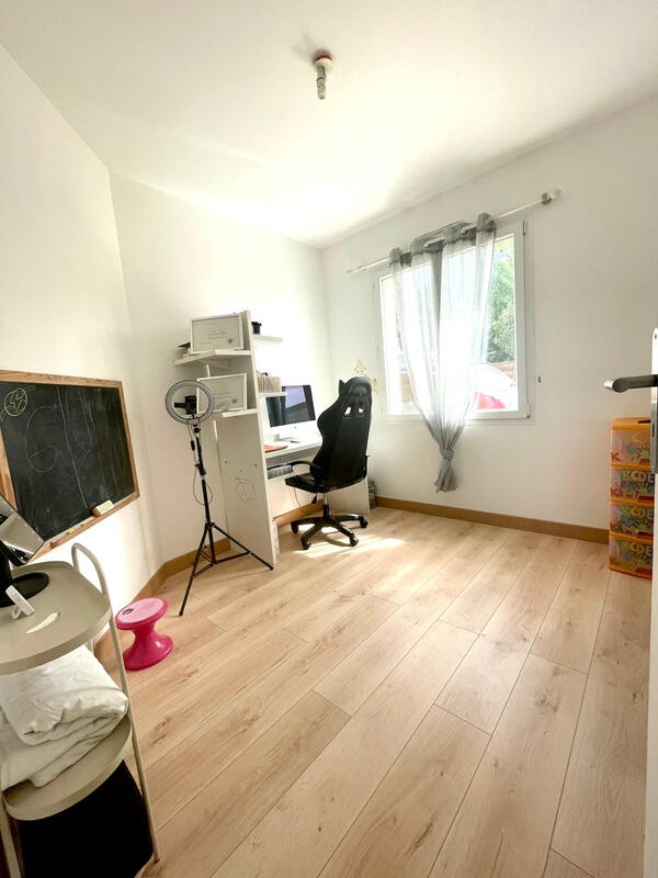 Maison - 149 m² - 6 pièces