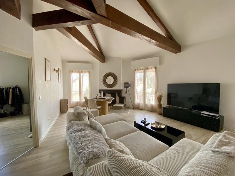 Appartement - 88 m² - 3 pièces