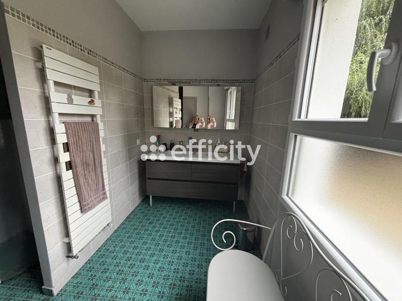 Villa - 340 m² - 15 pièces