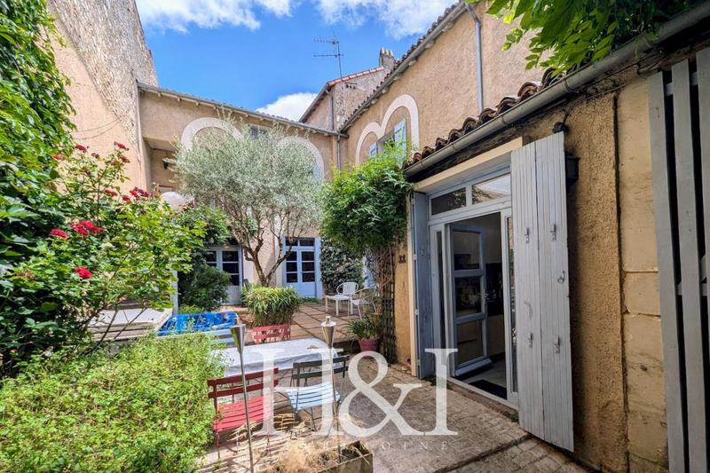 Propriété - 193 m² - 11 pièces