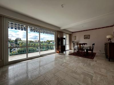 Appartement - 76 m² - 4 pièces