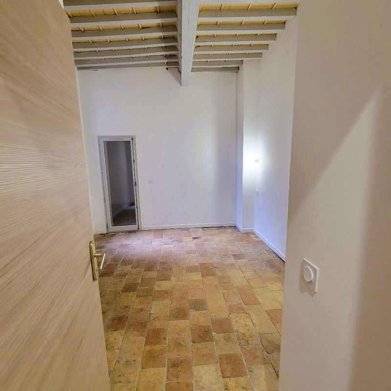 Appartement - 80 m² - 3 pièces