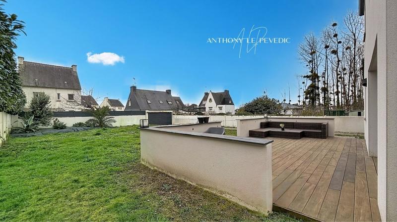 Maison - 148 m² - 8 pièces