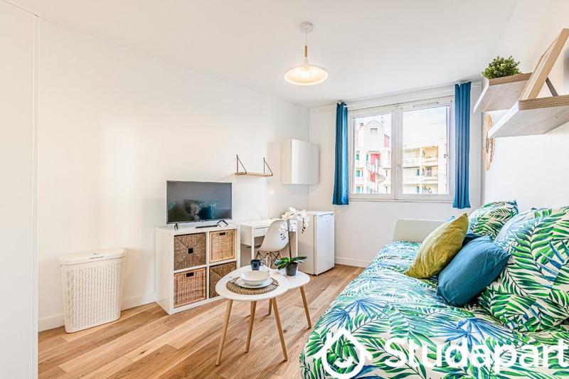 Chambre - 10 m² - 1 pièce